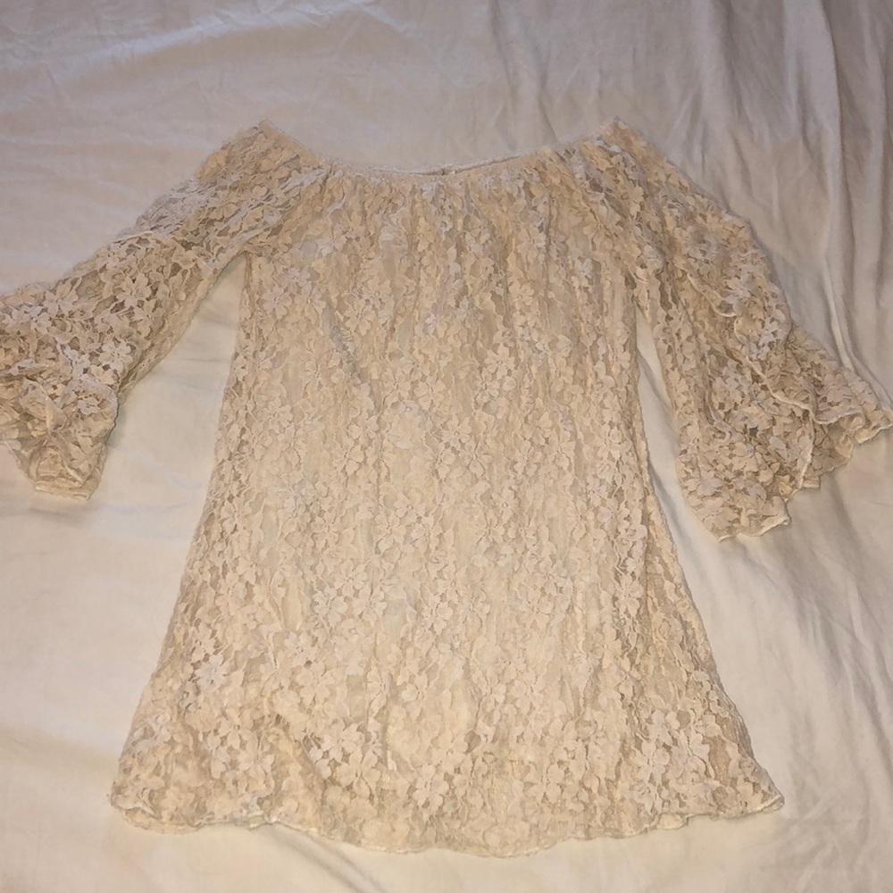 Off the Shoulder Lace Dress
